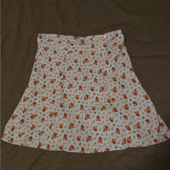 Reformation blue mini skirt - Picture 2 of 4